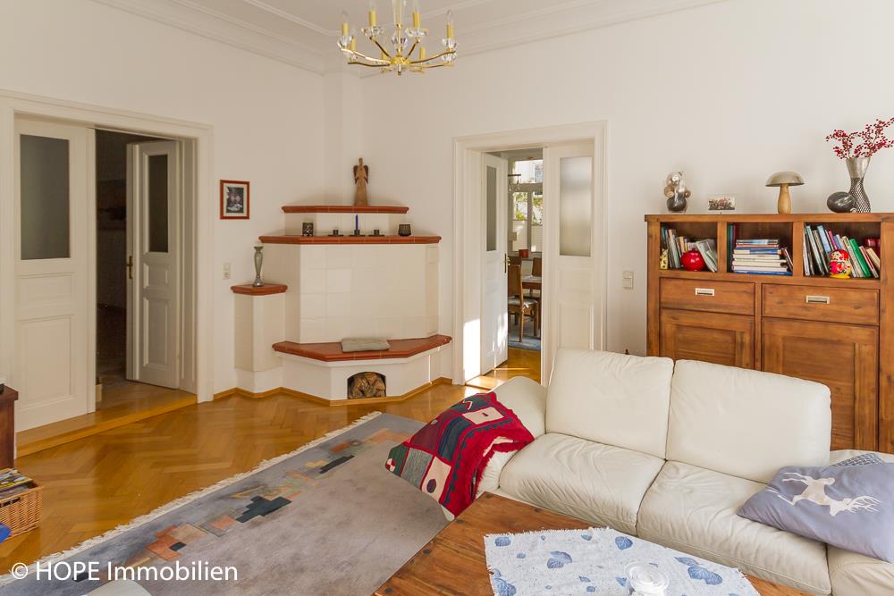 Wohnzimmer mit Ofen