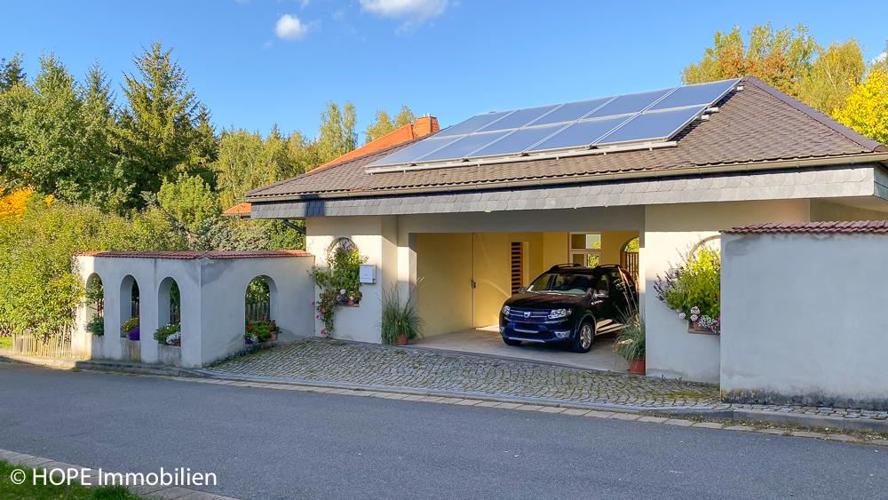 Zufahrt Garagenhaus