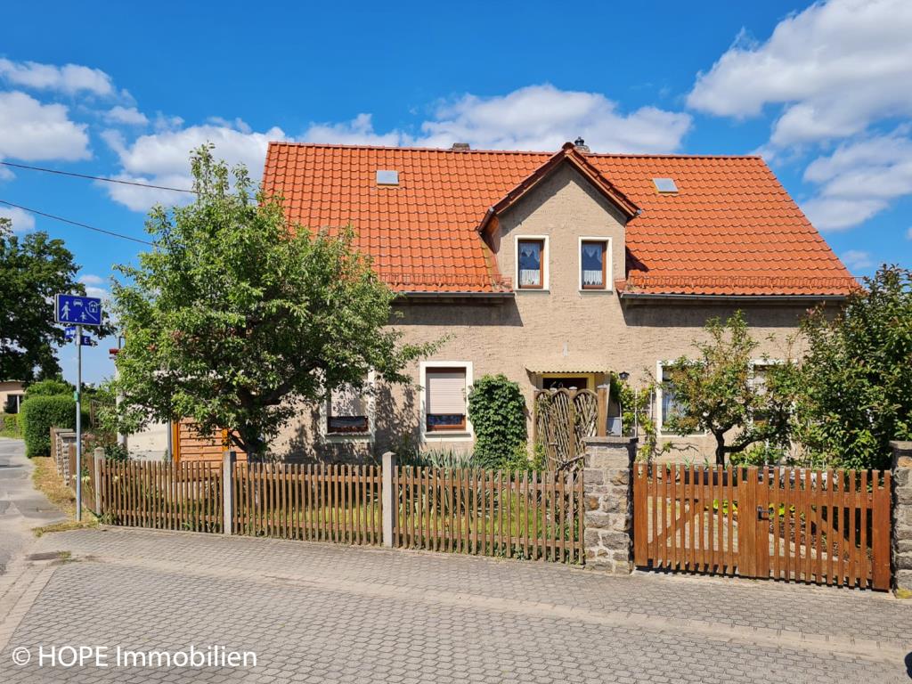 Straßenansicht