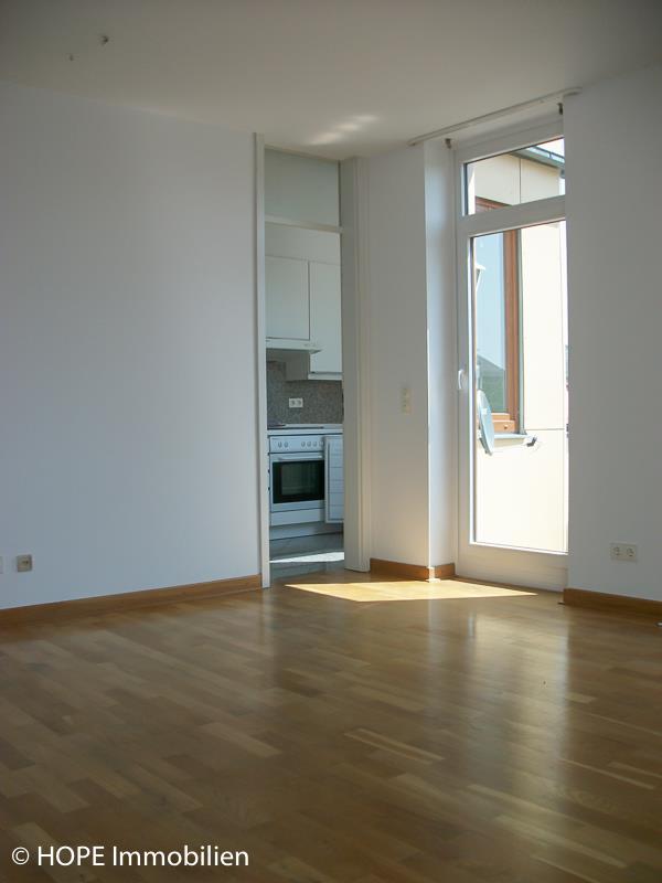 Wohnzimmer Blick Küche