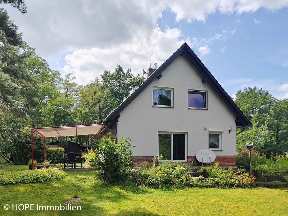 Seitenansicht mit Terrasse (2)-2